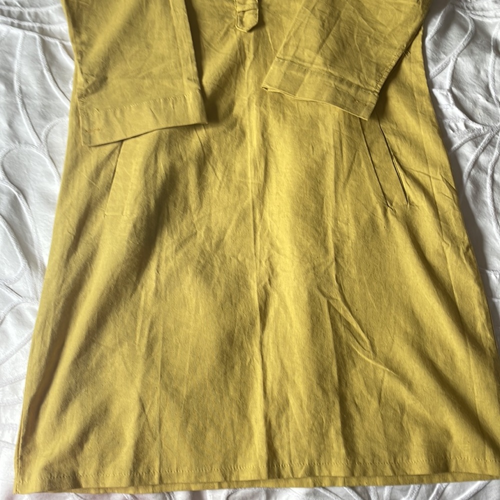 Dress - Picture 2 of 3